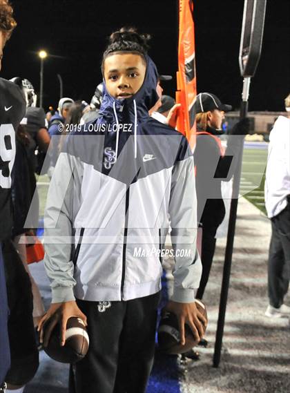 Thumbnail 3 in De La Salle vs. St. John Bosco (CIF State Open Division Championship) photogallery.
