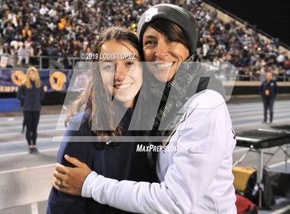 Thumbnail 3 in De La Salle vs. St. John Bosco (CIF State Open Division Championship) photogallery.