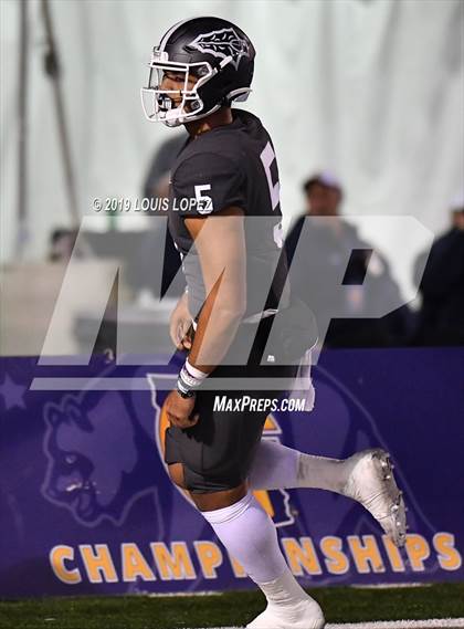Thumbnail 1 in De La Salle vs. St. John Bosco (CIF State Open Division Championship) photogallery.
