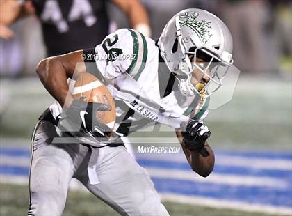 Thumbnail 2 in De La Salle vs. St. John Bosco (CIF State Open Division Championship) photogallery.