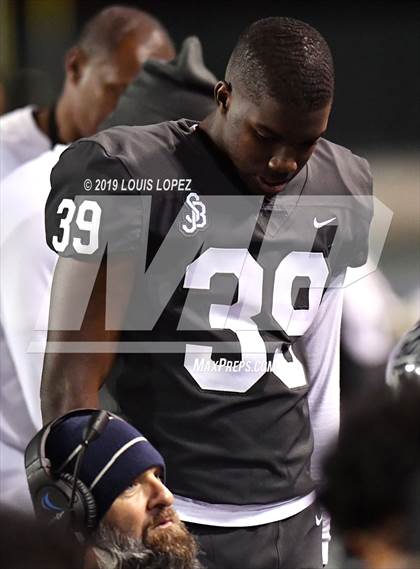 Thumbnail 2 in De La Salle vs. St. John Bosco (CIF State Open Division Championship) photogallery.