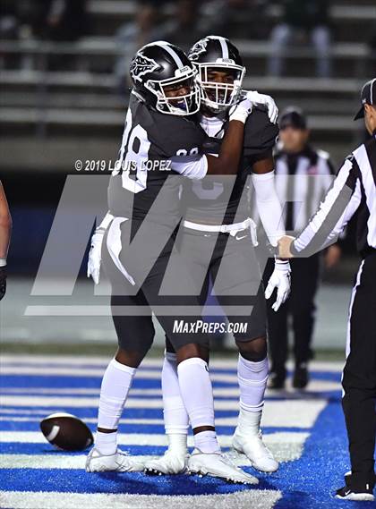 Thumbnail 2 in De La Salle vs. St. John Bosco (CIF State Open Division Championship) photogallery.