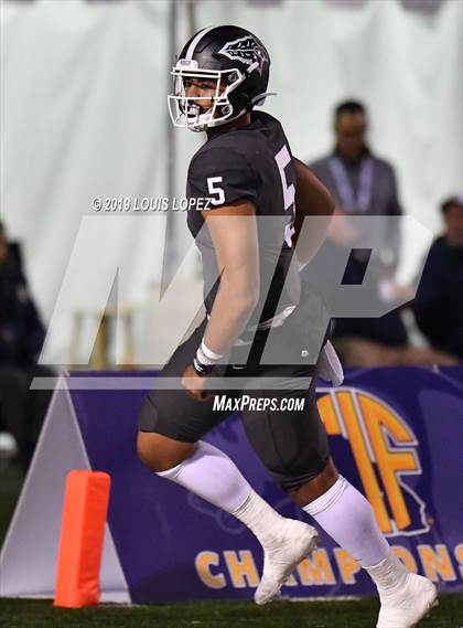 Thumbnail 2 in De La Salle vs. St. John Bosco (CIF State Open Division Championship) photogallery.