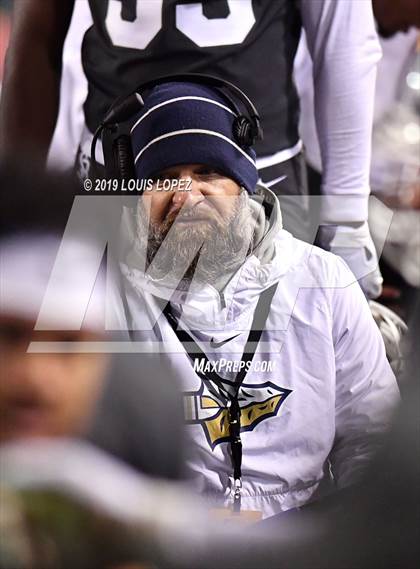 Thumbnail 1 in De La Salle vs. St. John Bosco (CIF State Open Division Championship) photogallery.