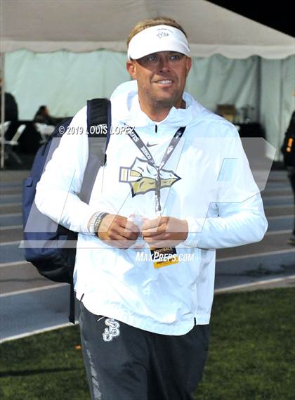 Thumbnail 2 in De La Salle vs. St. John Bosco (CIF State Open Division Championship) photogallery.