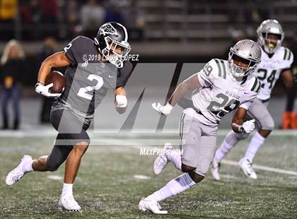 Thumbnail 1 in De La Salle vs. St. John Bosco (CIF State Open Division Championship) photogallery.