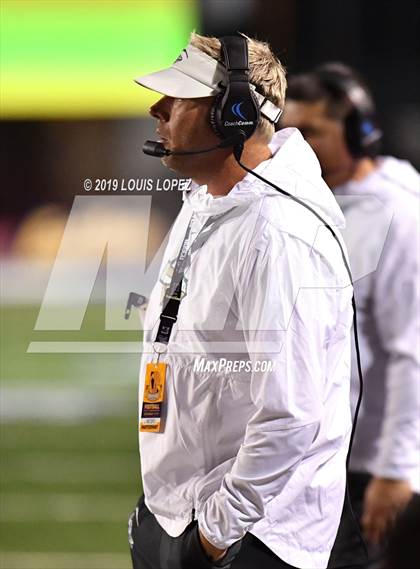 Thumbnail 2 in De La Salle vs. St. John Bosco (CIF State Open Division Championship) photogallery.