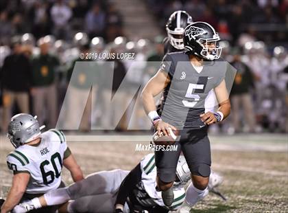 Thumbnail 3 in De La Salle vs. St. John Bosco (CIF State Open Division Championship) photogallery.