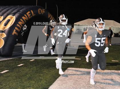 Thumbnail 2 in De La Salle vs. St. John Bosco (CIF State Open Division Championship) photogallery.