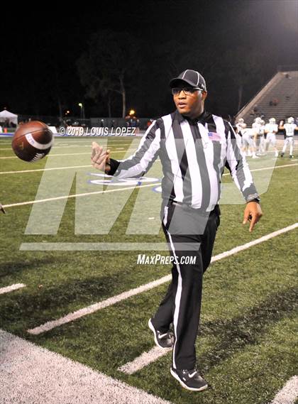Thumbnail 3 in De La Salle vs. St. John Bosco (CIF State Open Division Championship) photogallery.