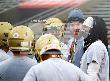 Thumbnail 1 in North Duplin vs. Cherokee (NCHSAA 1A Final) photogallery.