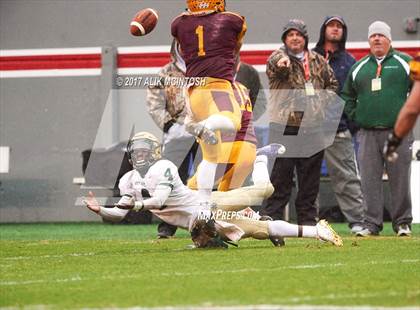 Thumbnail 1 in North Duplin vs. Cherokee (NCHSAA 1A Final) photogallery.