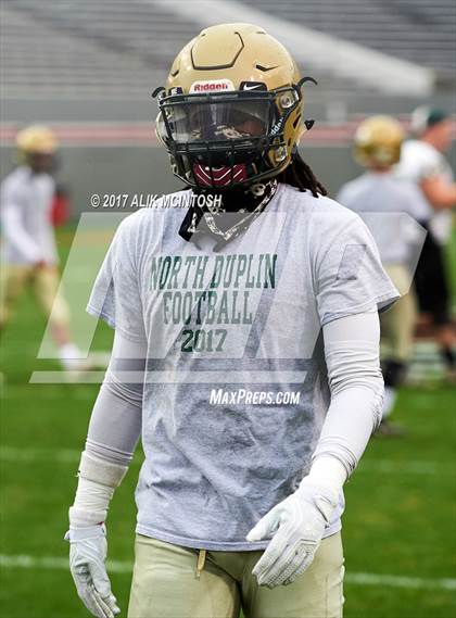 Thumbnail 3 in North Duplin vs. Cherokee (NCHSAA 1A Final) photogallery.