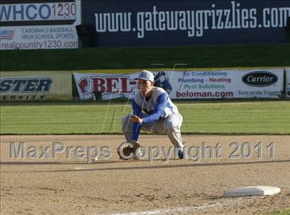 Thumbnail 2 in Columbia vs Gibault Catholic photogallery.