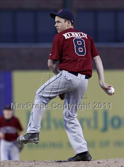 Thumbnail 1 in Columbia vs Gibault Catholic photogallery.