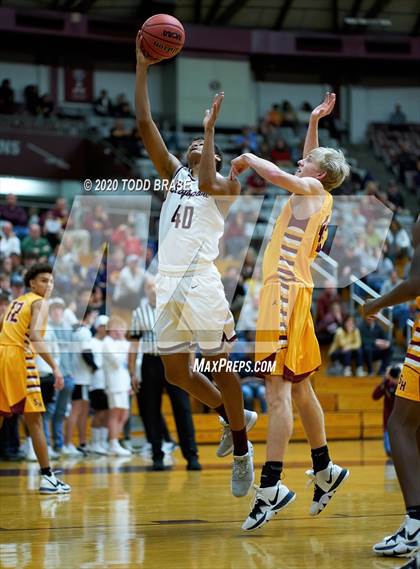 Thumbnail 3 in Science Hill @ Dobyns-Bennett photogallery.