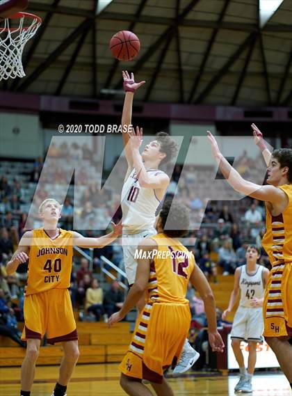 Thumbnail 3 in Science Hill @ Dobyns-Bennett photogallery.