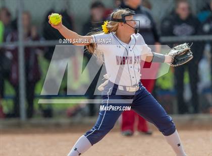 Thumbnail 2 in North Star vs. Columbus photogallery.