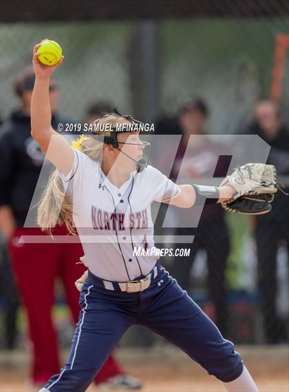 Thumbnail 2 in North Star vs. Columbus photogallery.