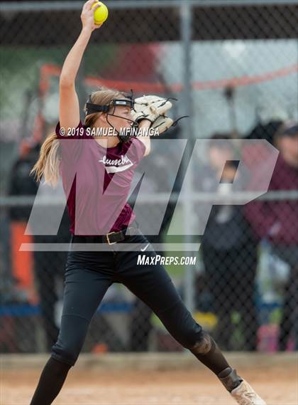 Thumbnail 1 in North Star vs. Columbus photogallery.