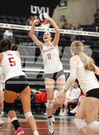 Thumbnail 1 in Mountain Ridge vs. Mountain View photogallery.