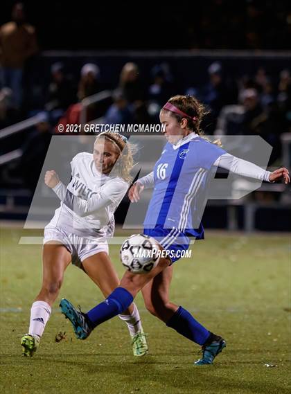 Thumbnail 2 in 11/1/21 Ludlowe @ Wilton (FCIAC Semifinals) photogallery.