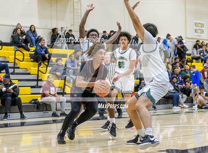 Thumbnail 3 in Moreau Catholic vs. Laguna Creek (NORCAL Ultimate Challenge) photogallery.
