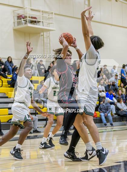 Thumbnail 1 in Moreau Catholic vs. Laguna Creek (NORCAL Ultimate Challenge) photogallery.