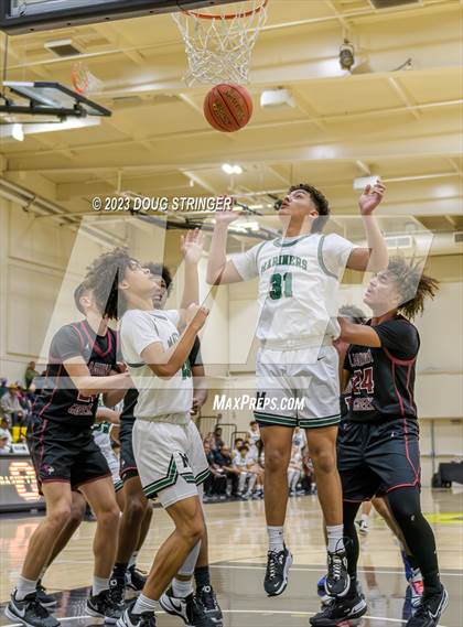 Thumbnail 2 in Moreau Catholic vs. Laguna Creek (NORCAL Ultimate Challenge) photogallery.