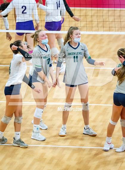Thumbnail 3 in Green Level vs. Ardrey Kell (NCHSAA 4A Final) (2 of 2) (the Game) photogallery.