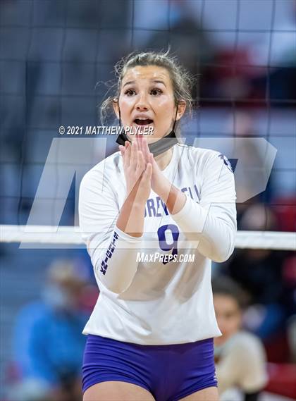 Thumbnail 1 in Green Level vs. Ardrey Kell (NCHSAA 4A Final) (2 of 2) (the Game) photogallery.