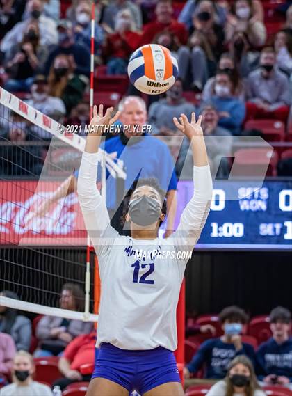 Thumbnail 3 in Green Level vs. Ardrey Kell (NCHSAA 4A Final) (2 of 2) (the Game) photogallery.