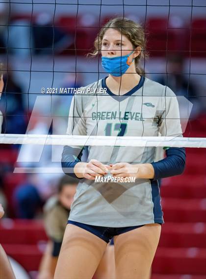 Thumbnail 1 in Green Level vs. Ardrey Kell (NCHSAA 4A Final) (2 of 2) (the Game) photogallery.