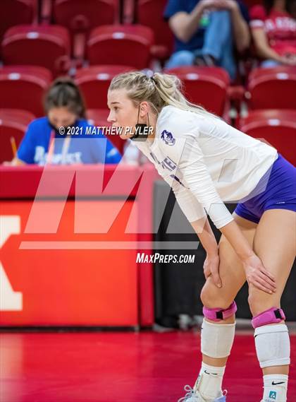Thumbnail 3 in Green Level vs. Ardrey Kell (NCHSAA 4A Final) (2 of 2) (the Game) photogallery.