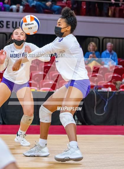 Thumbnail 3 in Green Level vs. Ardrey Kell (NCHSAA 4A Final) (2 of 2) (the Game) photogallery.