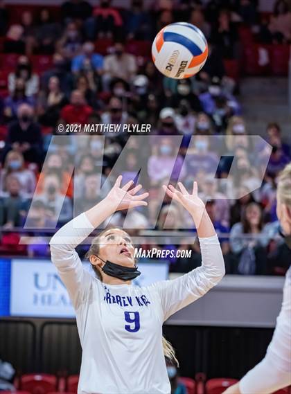 Thumbnail 3 in Green Level vs. Ardrey Kell (NCHSAA 4A Final) (2 of 2) (the Game) photogallery.