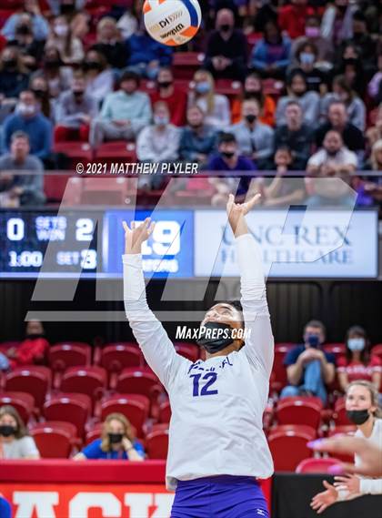 Thumbnail 2 in Green Level vs. Ardrey Kell (NCHSAA 4A Final) (2 of 2) (the Game) photogallery.
