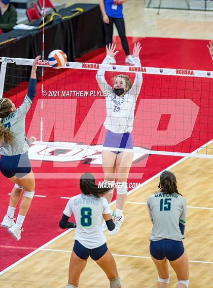Thumbnail 2 in Green Level vs. Ardrey Kell (NCHSAA 4A Final) (2 of 2) (the Game) photogallery.