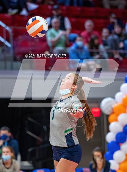 Thumbnail 3 in Green Level vs. Ardrey Kell (NCHSAA 4A Final) (2 of 2) (the Game) photogallery.