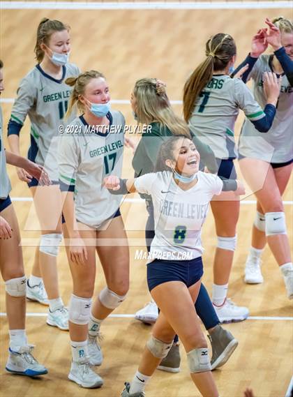 Thumbnail 3 in Green Level vs. Ardrey Kell (NCHSAA 4A Final) (2 of 2) (the Game) photogallery.