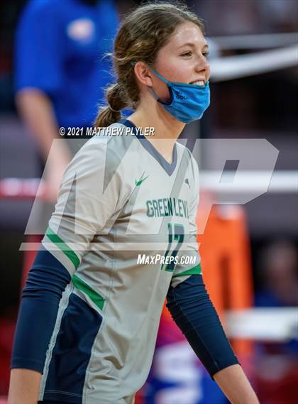 Thumbnail 1 in Green Level vs. Ardrey Kell (NCHSAA 4A Final) (2 of 2) (the Game) photogallery.