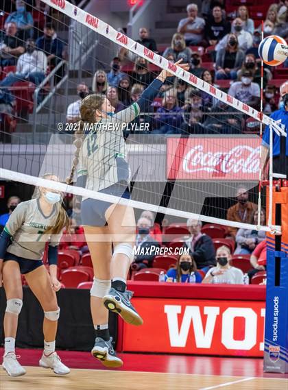 Thumbnail 3 in Green Level vs. Ardrey Kell (NCHSAA 4A Final) (2 of 2) (the Game) photogallery.