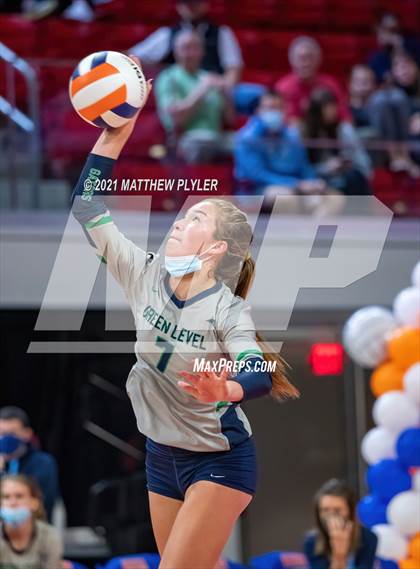 Thumbnail 1 in Green Level vs. Ardrey Kell (NCHSAA 4A Final) (2 of 2) (the Game) photogallery.