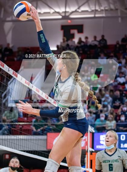 Thumbnail 3 in Green Level vs. Ardrey Kell (NCHSAA 4A Final) (2 of 2) (the Game) photogallery.