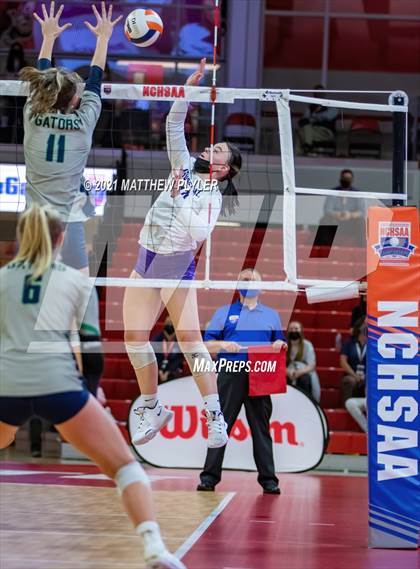Thumbnail 1 in Green Level vs. Ardrey Kell (NCHSAA 4A Final) (2 of 2) (the Game) photogallery.