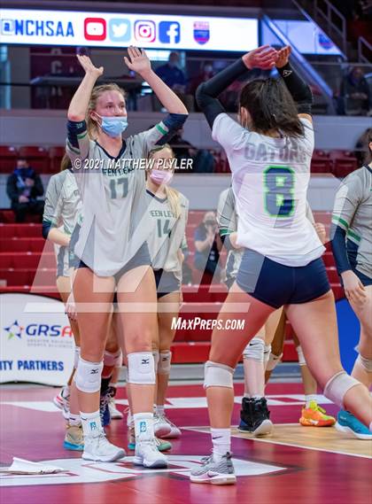 Thumbnail 1 in Green Level vs. Ardrey Kell (NCHSAA 4A Final) (2 of 2) (the Game) photogallery.