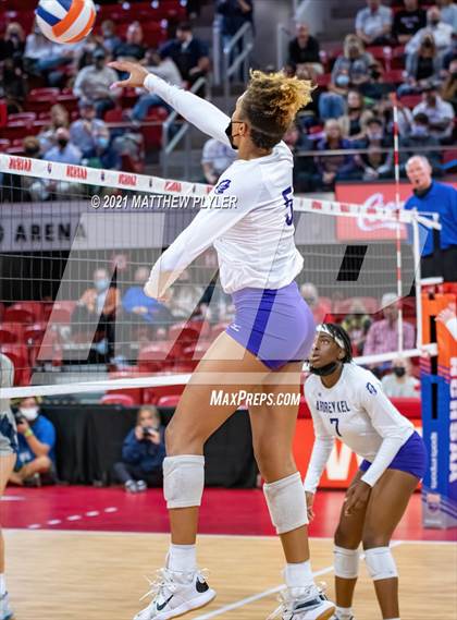 Thumbnail 3 in Green Level vs. Ardrey Kell (NCHSAA 4A Final) (2 of 2) (the Game) photogallery.