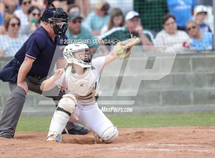 Thumbnail 1 in Catholic of Pointe Coupee vs. Central Catholic (LHSAA Division IV Select Regional) photogallery.