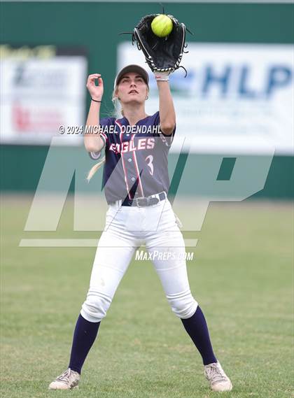 Thumbnail 3 in Catholic of Pointe Coupee vs. Central Catholic (LHSAA Division IV Select Regional) photogallery.