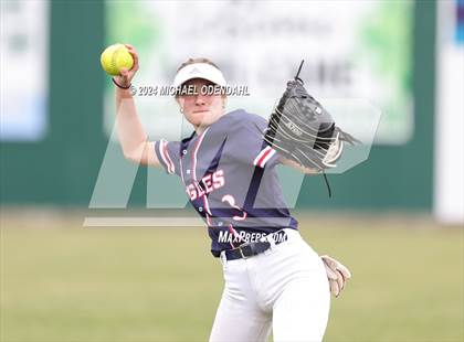 Thumbnail 3 in Catholic of Pointe Coupee vs. Central Catholic (LHSAA Division IV Select Regional) photogallery.